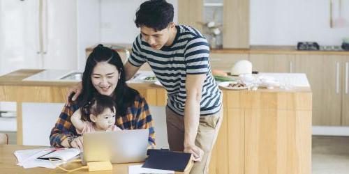 family at computer